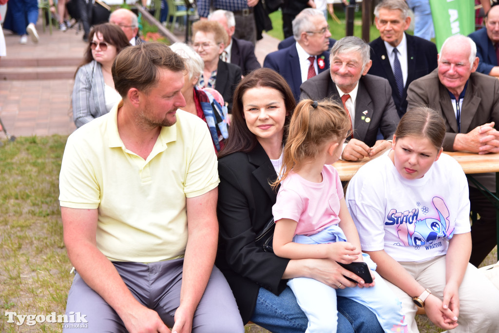 Bysław: Obchody Dnia Dziecka i Dnia Matki w ludowej odsłonie