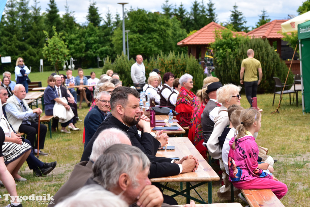 Bysław: Obchody Dnia Dziecka i Dnia Matki w ludowej odsłonie