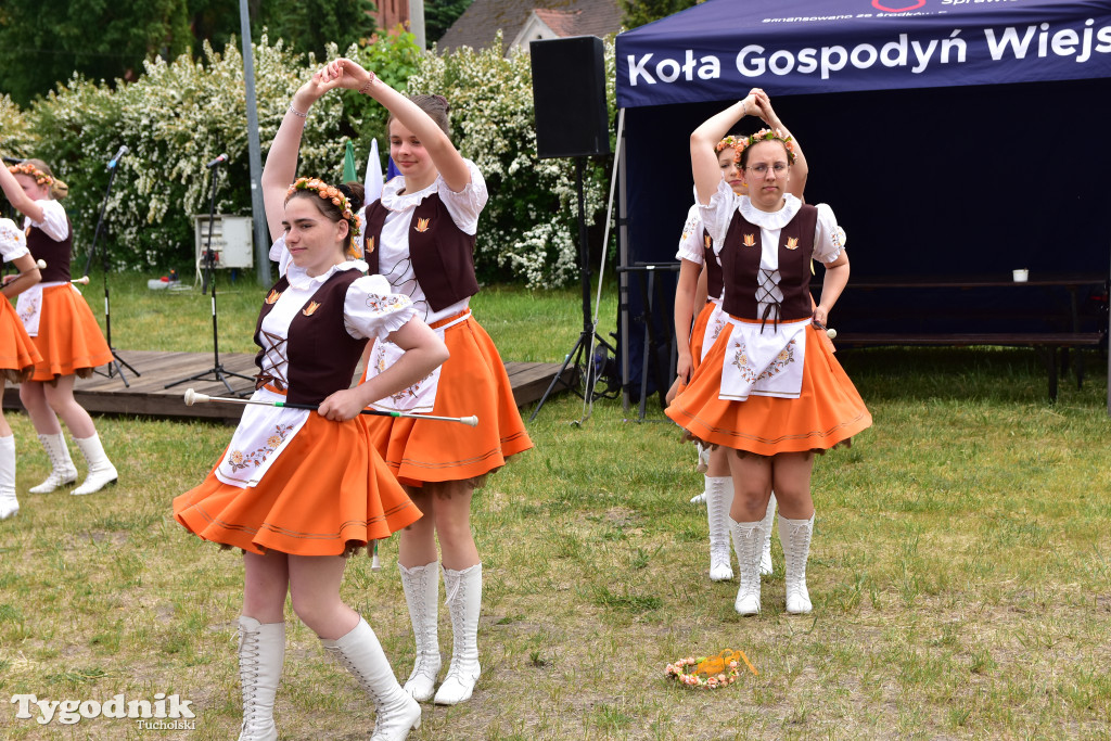 Bysław: Obchody Dnia Dziecka i Dnia Matki w ludowej odsłonie