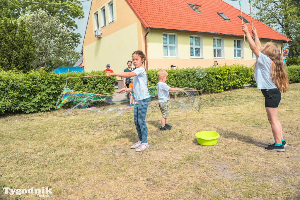 Iwiec się bawi! Dzień rodziny i... escape room w szkole