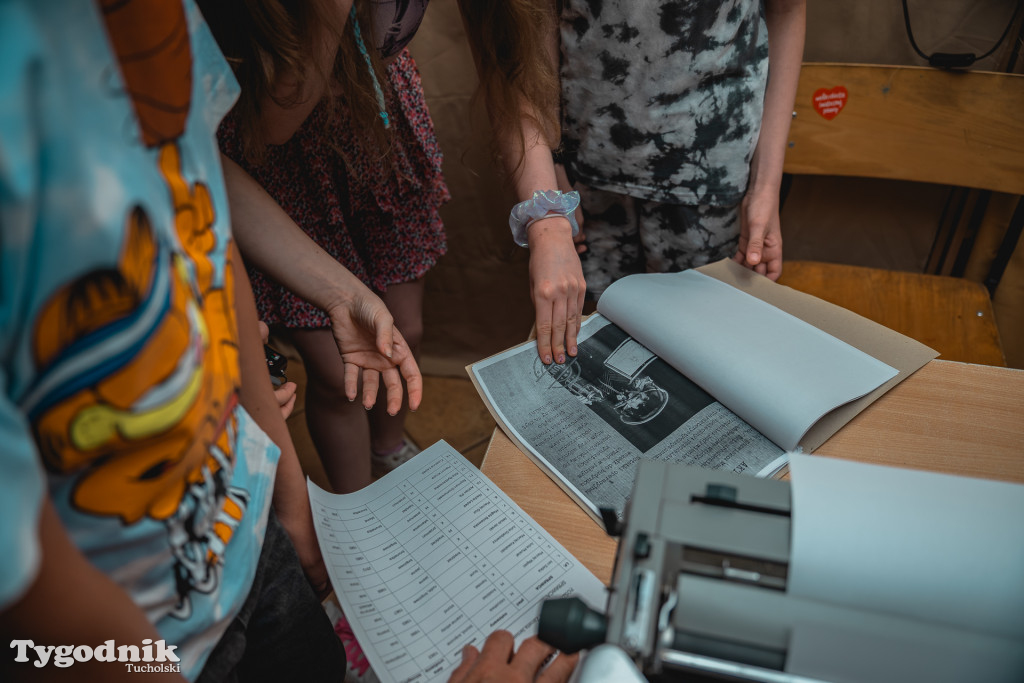 Iwiec się bawi! Dzień rodziny i... escape room w szkole