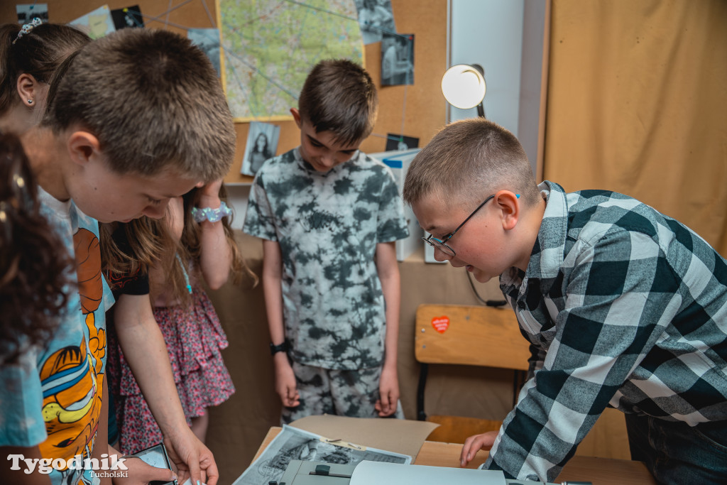 Iwiec się bawi! Dzień rodziny i... escape room w szkole