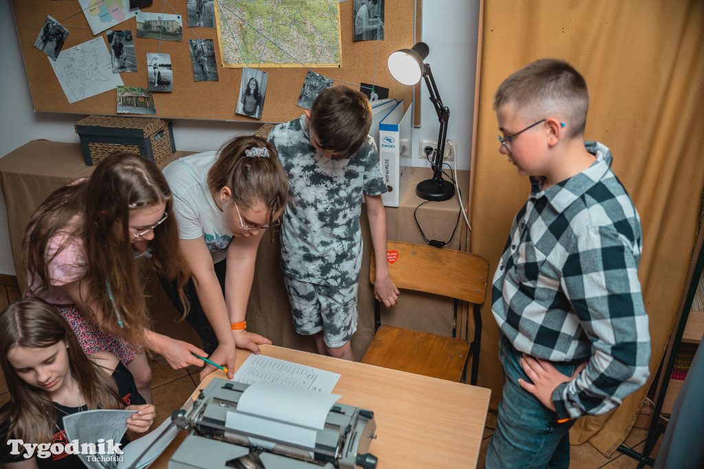 Iwiec się bawi! Dzień rodziny i... escape room w szkole