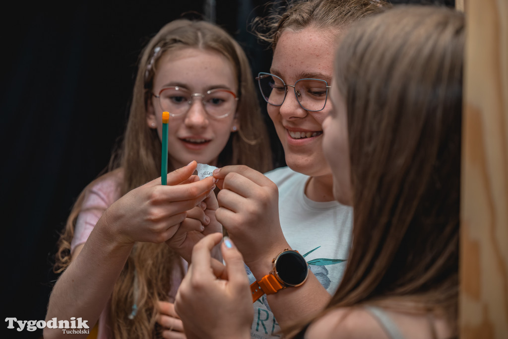 Iwiec się bawi! Dzień rodziny i... escape room w szkole