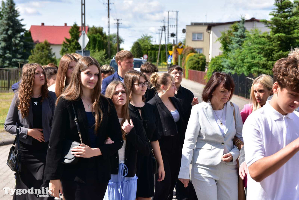 Śliwice: 25-lecie nadania imienia Szkole Podstawowej im. Ks. Prałata Erharda Staniszewskiego