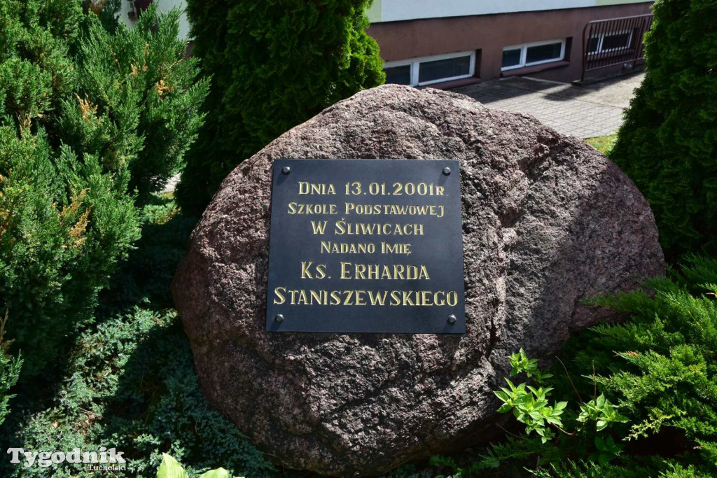 Śliwice: 25-lecie nadania imienia Szkole Podstawowej im. Ks. Prałata Erharda Staniszewskiego