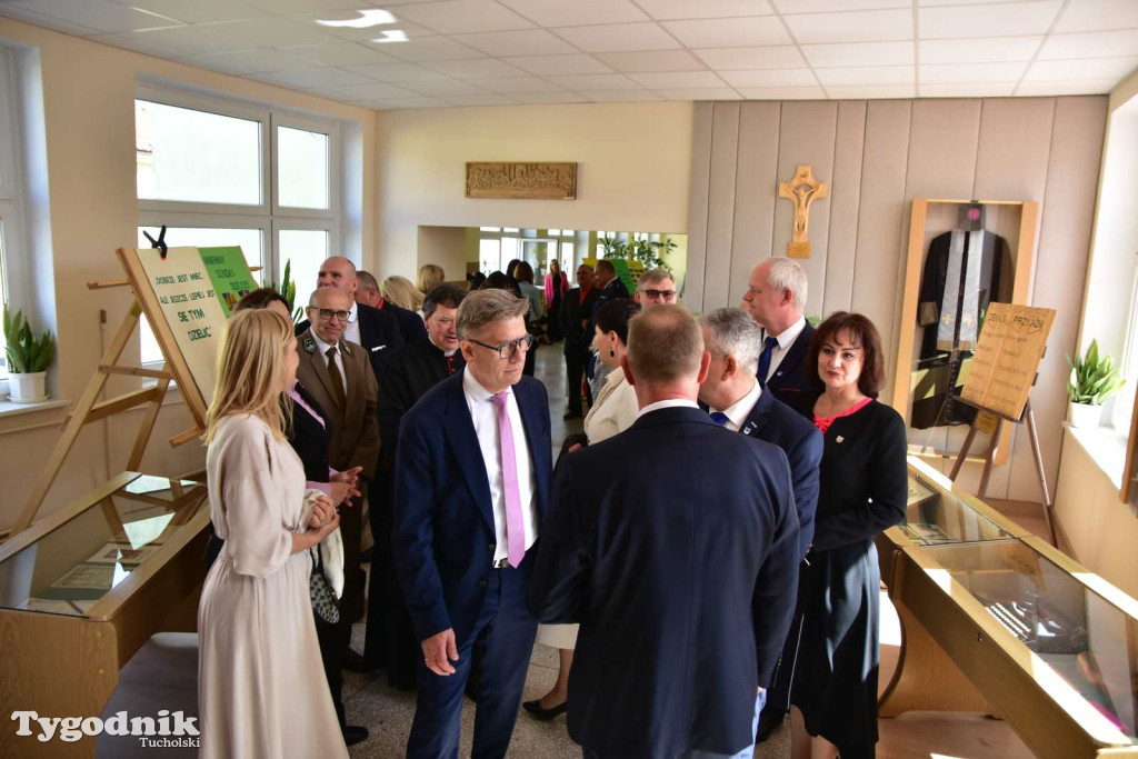 Śliwice: 25-lecie nadania imienia Szkole Podstawowej im. Ks. Prałata Erharda Staniszewskiego