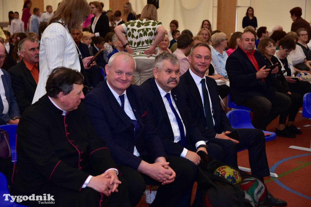 Śliwice: 25-lecie nadania imienia Szkole Podstawowej im. Ks. Prałata Erharda Staniszewskiego
