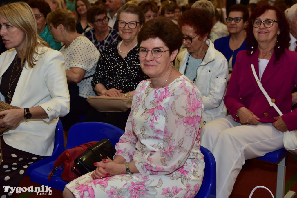 Śliwice: 25-lecie nadania imienia Szkole Podstawowej im. Ks. Prałata Erharda Staniszewskiego