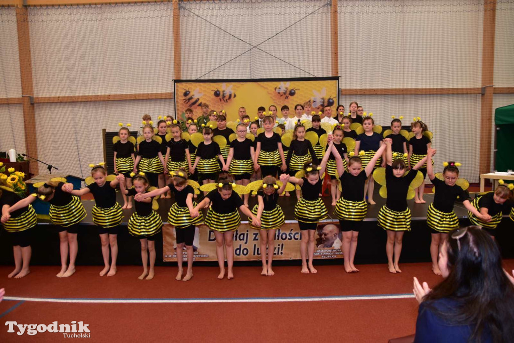 Śliwice: 25-lecie nadania imienia Szkole Podstawowej im. Ks. Prałata Erharda Staniszewskiego