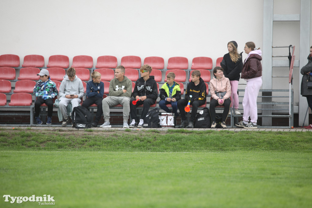 Klasa B: Myśliwiec Gostycyn - Kamionka Kamień Krajeński 2:4 (2:1)