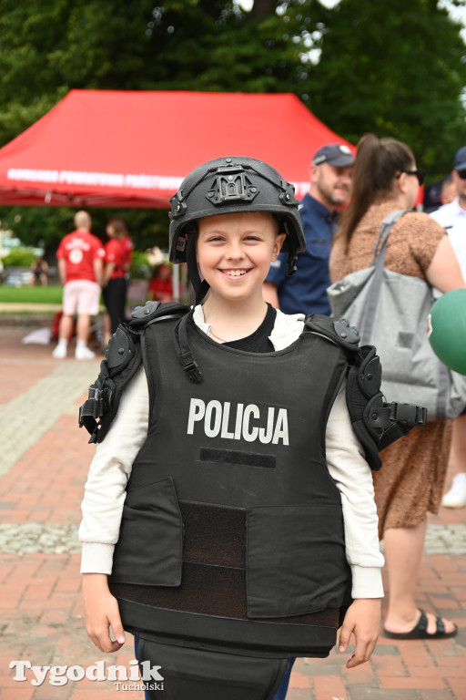 Bezpieczne Wakacje na rynku w Tucholi