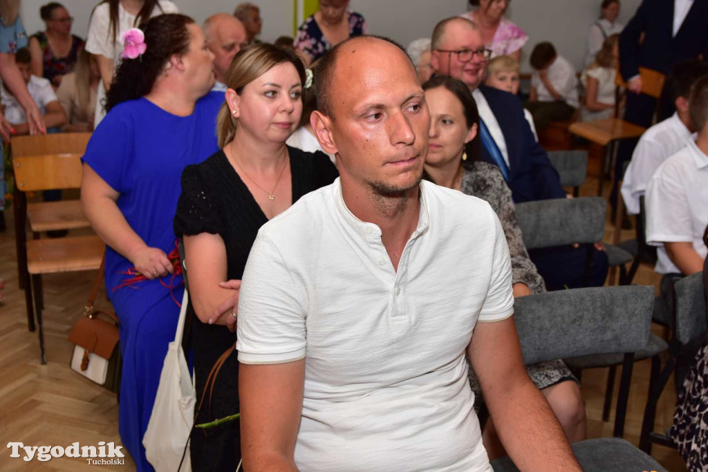 Kiełpin: Wybrzmiał ostatni w historii dzwonek Szkoły Podstawowej im. Leona Wyczółkowskiego...