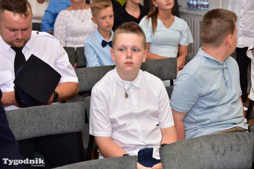 Kiełpin: Wybrzmiał ostatni w historii dzwonek Szkoły Podstawowej im. Leona Wyczółkowskiego...