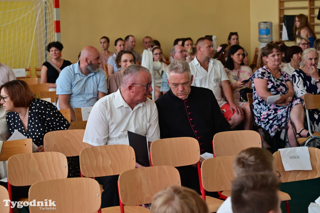 Stobno: ostatni dzwonek i ostatnie zakończenie roku