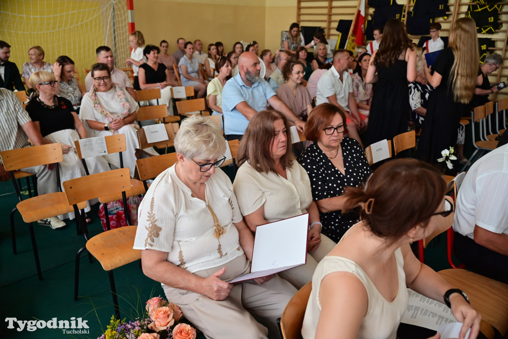 Stobno: ostatni dzwonek i ostatnie zakończenie roku