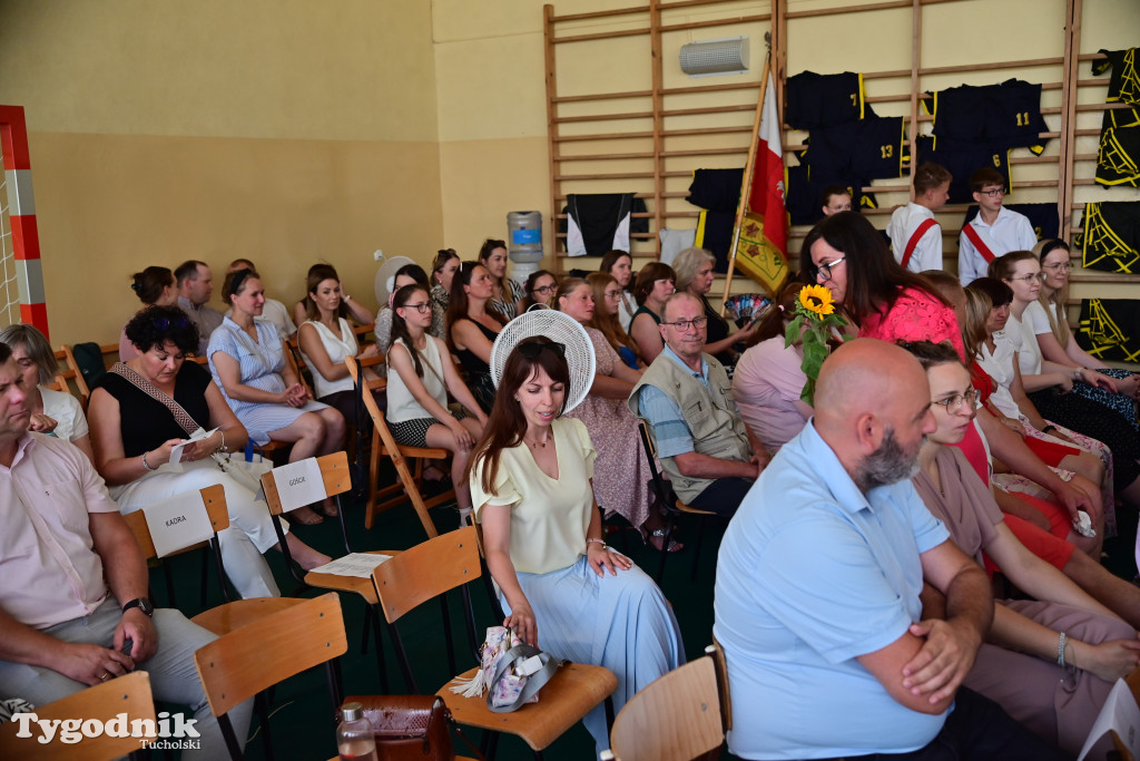 Stobno: ostatni dzwonek i ostatnie zakończenie roku