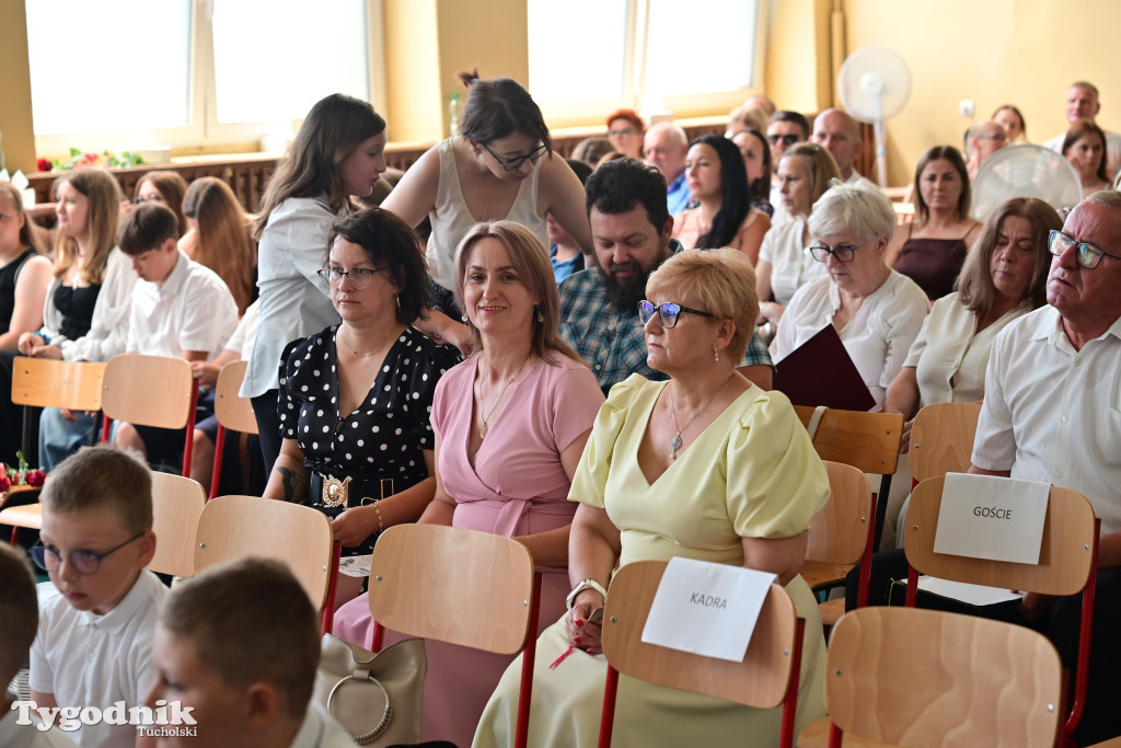 Stobno: ostatni dzwonek i ostatnie zakończenie roku