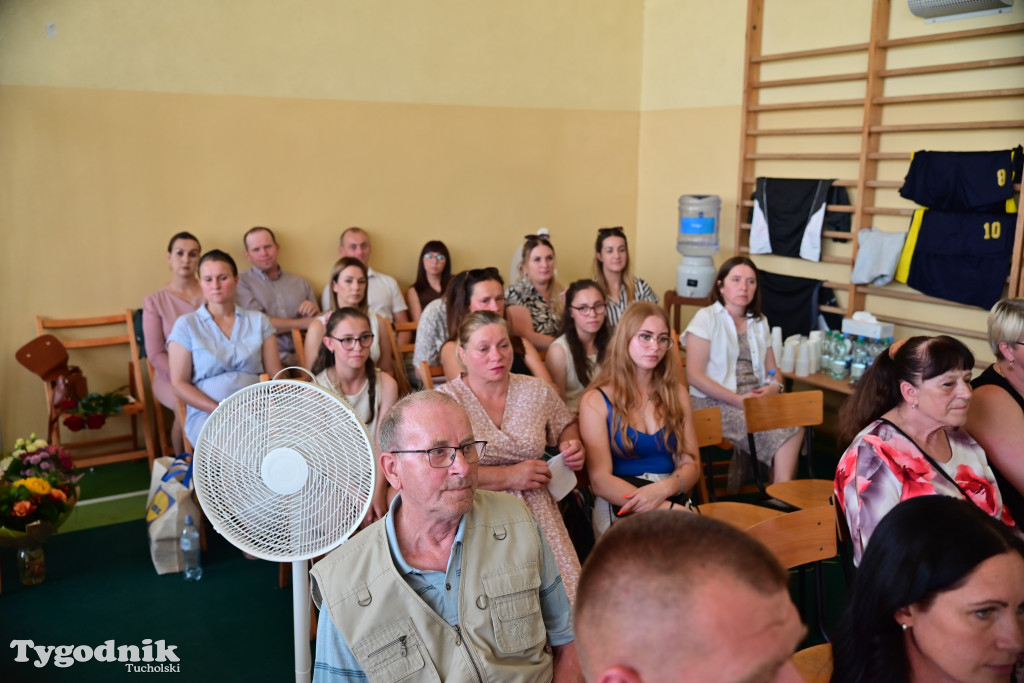 Stobno: ostatni dzwonek i ostatnie zakończenie roku