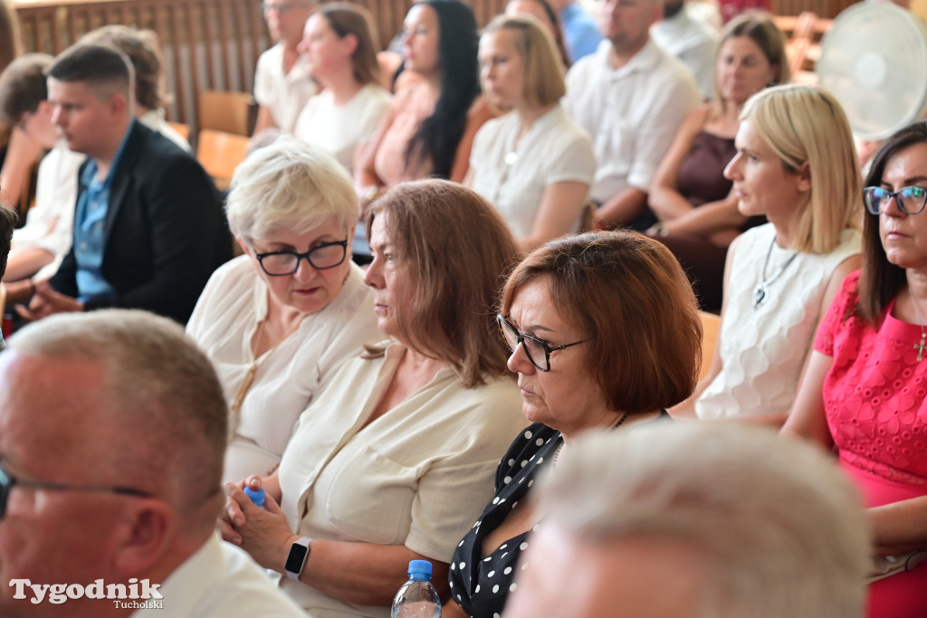 Stobno: ostatni dzwonek i ostatnie zakończenie roku