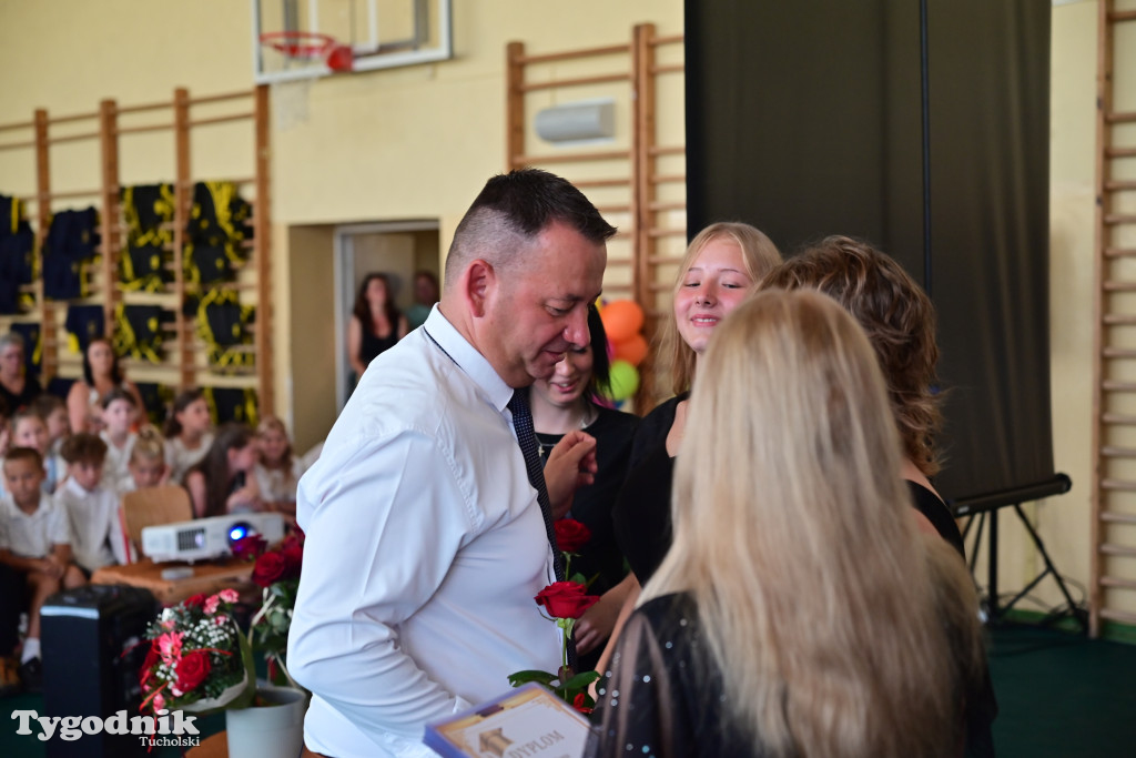 Stobno: ostatni dzwonek i ostatnie zakończenie roku