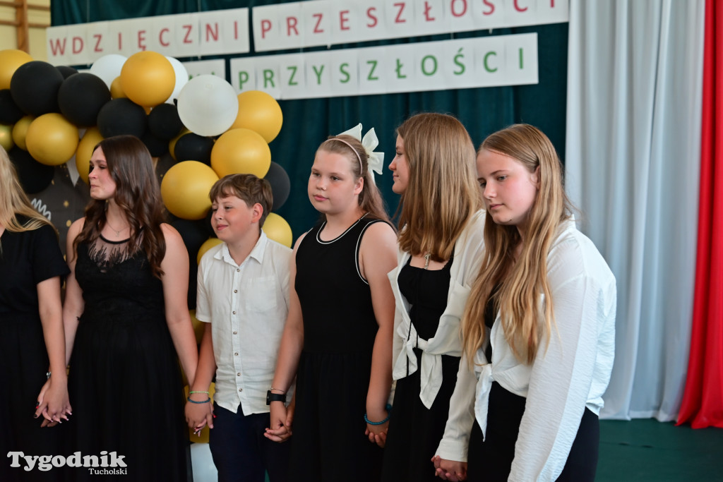 Stobno: ostatni dzwonek i ostatnie zakończenie roku