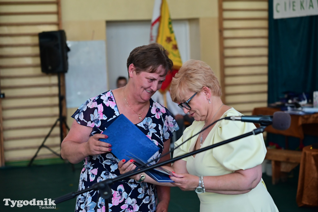 Stobno: ostatni dzwonek i ostatnie zakończenie roku