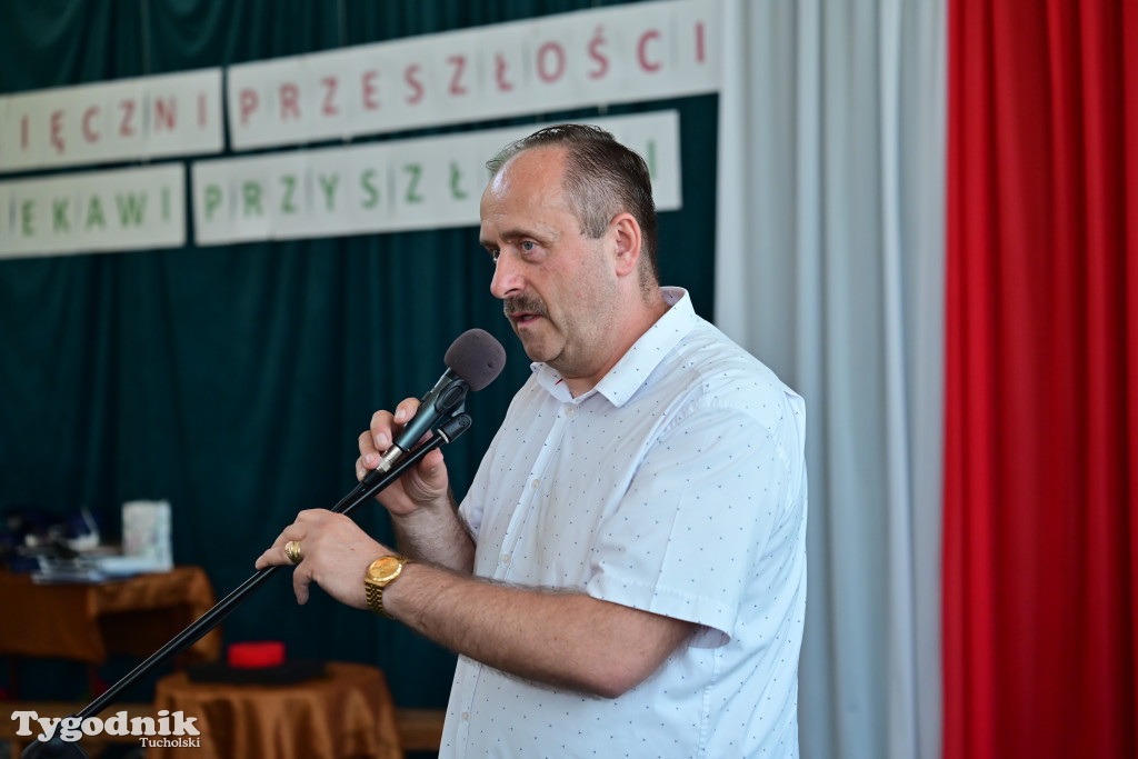 Stobno: ostatni dzwonek i ostatnie zakończenie roku