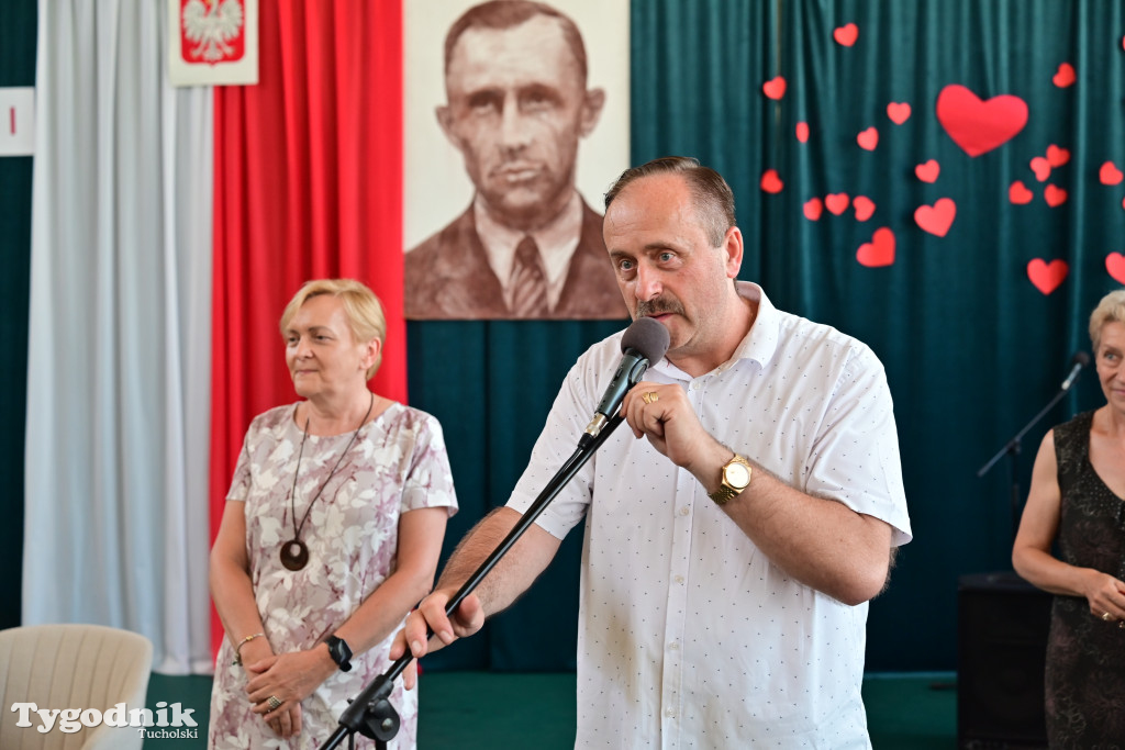 Stobno: ostatni dzwonek i ostatnie zakończenie roku