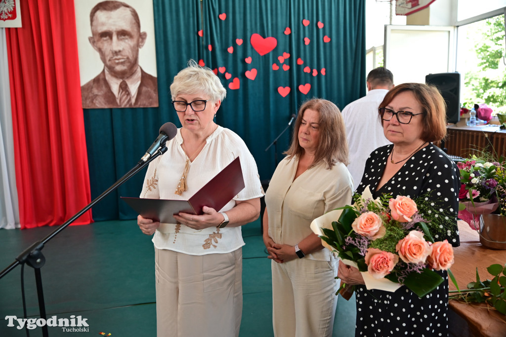 Stobno: ostatni dzwonek i ostatnie zakończenie roku