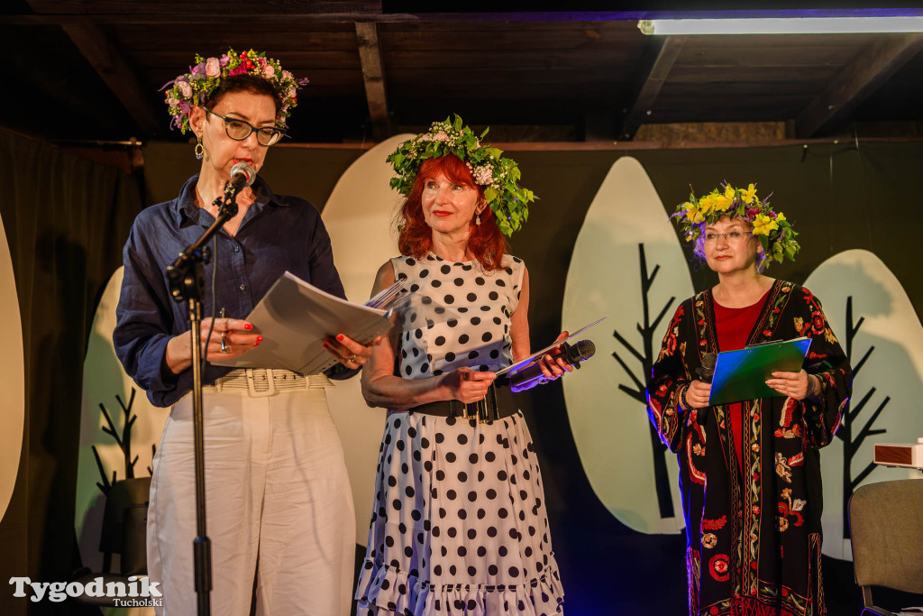 Południk, wianki i śpiew. Magia Krzywogońca