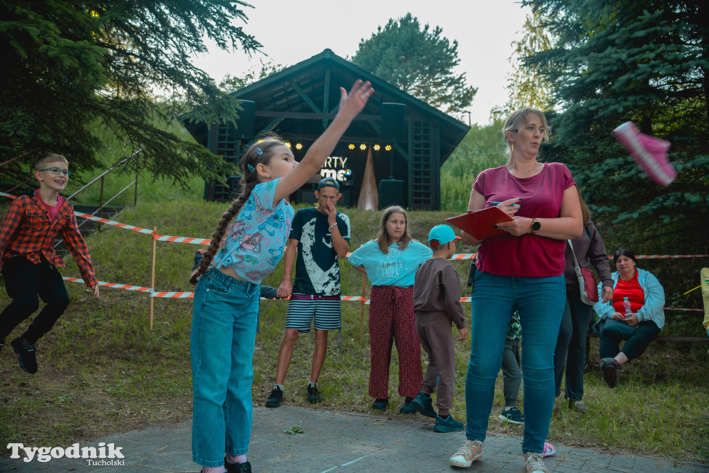 Zalesie i Festyn pod Dębem