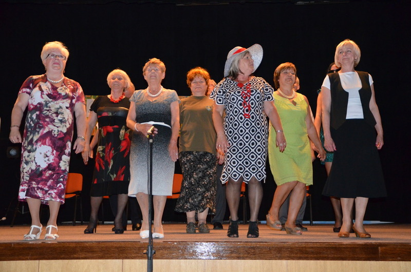 O tych, którzy mają służyć społeczeństwu ZDJĘCIA