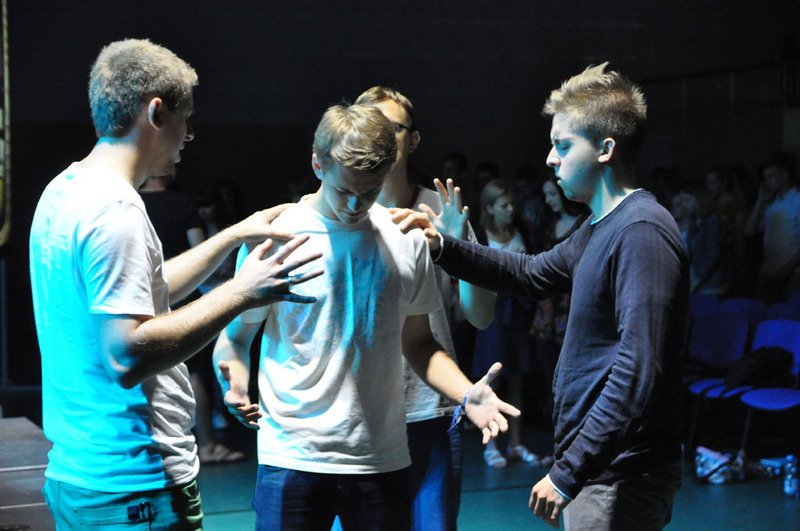 Kościół Zielonoświątkowy radośnie rozmodlony w Tucholi ZDJĘCIA