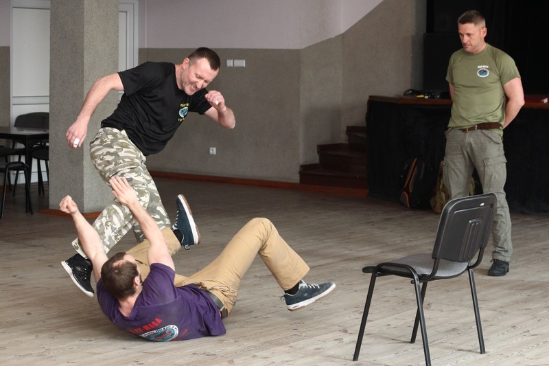 Śliwice: Pokaz krav magi w GOK - FILM, ZDJĘCIA