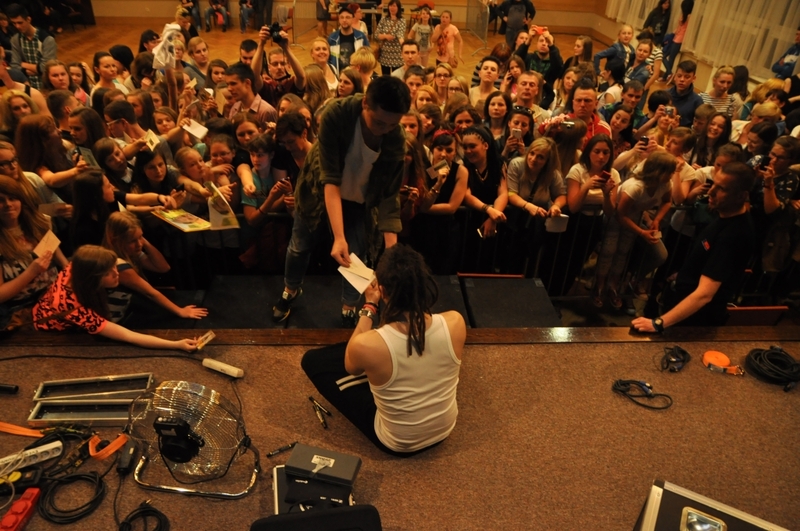 Kamil Bednarek zaśpiewał Tucholi - ZDJĘCIA