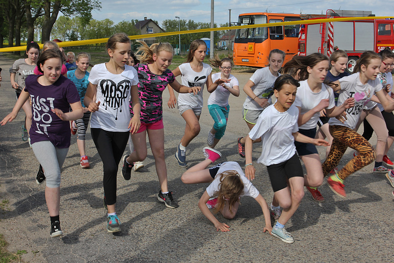 "Polska biega" w Żalnie i Piastoszynie - DUŻO ZDJĘĆ