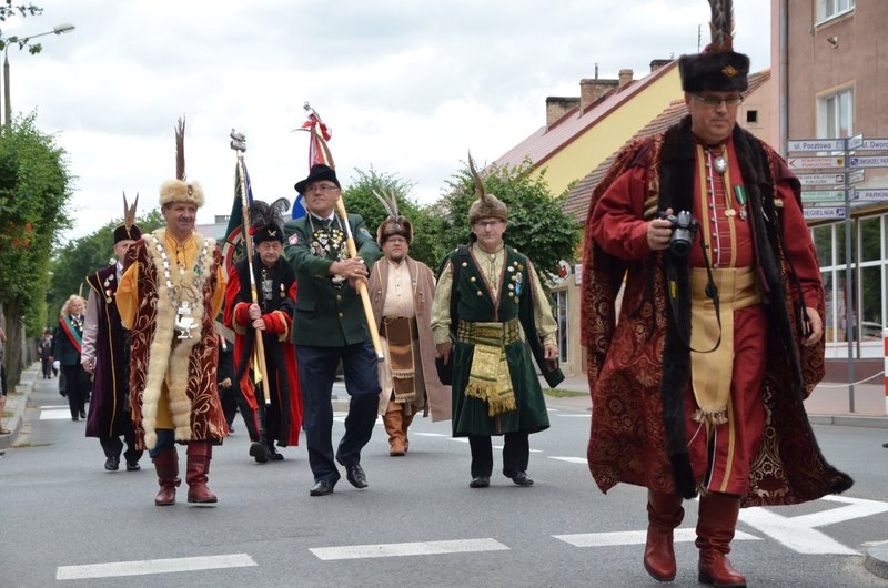 Tuchola: Pochód Borowiaków - ZDJĘCIA cz. I