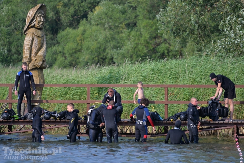 Nurkowie w Bysławiu - ZDJĘCIA