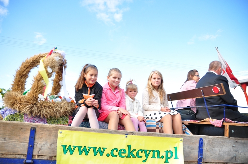 Cekcyn: Dożynki gminne świętowano w Iwcu - ZDJĘCIA