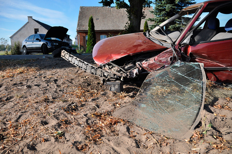 Zderzenie samochodów w Kęsowie. Dwie osoby w szpitalu - ZDJĘCIA