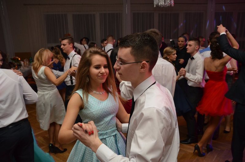 Tuchola: Studniówka w ZSLiT - ZDJĘCIA cz. 2