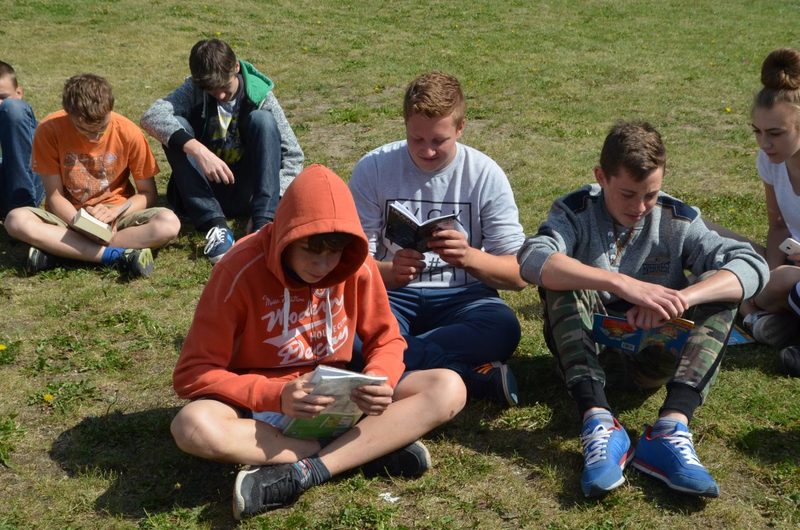 Tuchola: Gimnazjaliści bili rekord - ZDJĘCIA