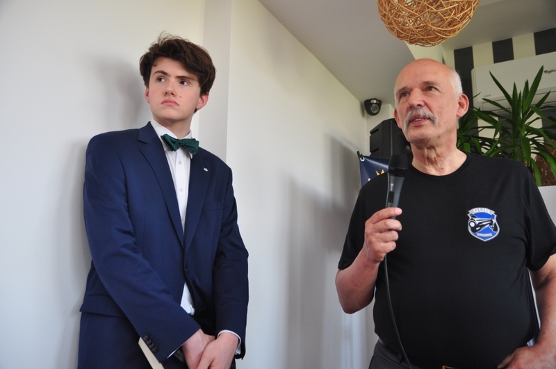 Janusz Korwin-Mikke w Tucholi - ZDJĘCIA