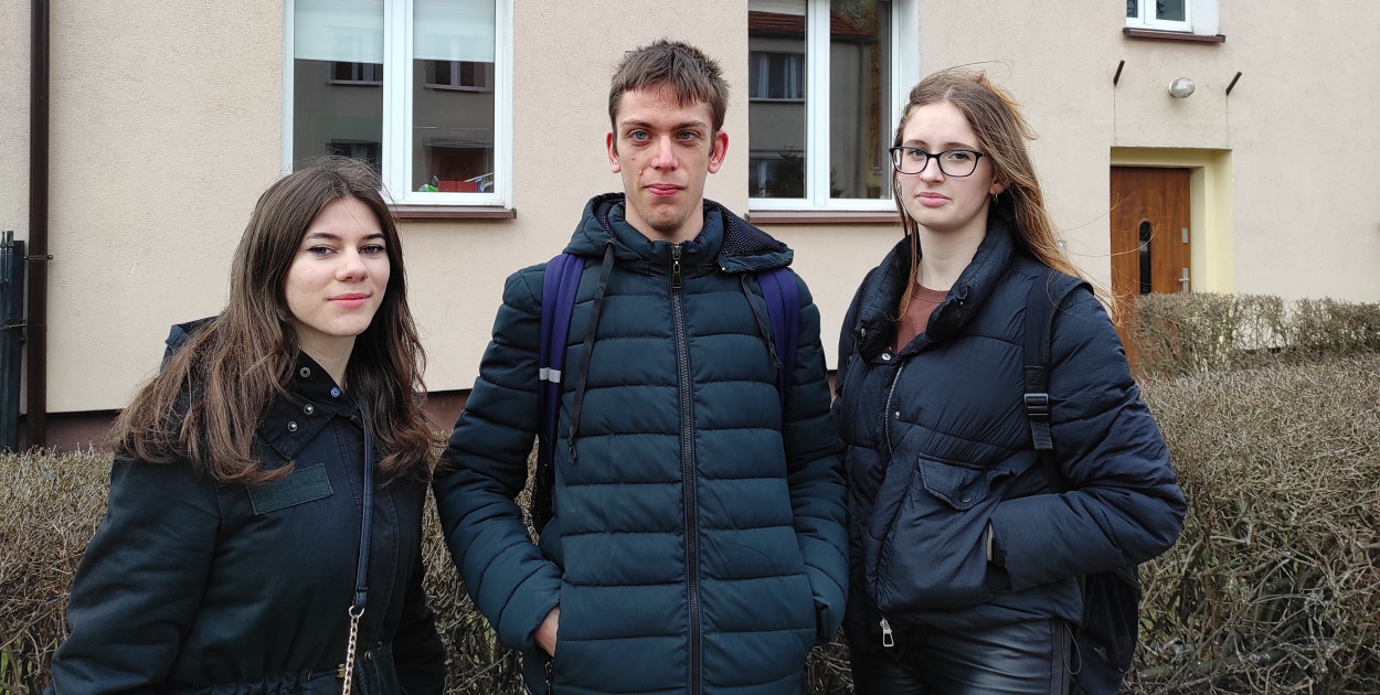 Sondę przygotowali, od lewej: Martyna Leszczyńska, Miłosz Galinski i Emilia Jaruszewska.