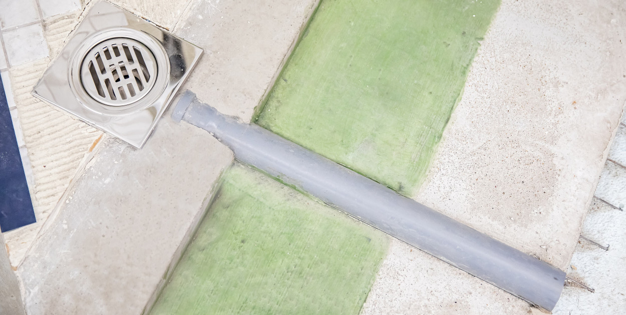 Syfony do brodzików: Który wybrać dla małej łazienki?