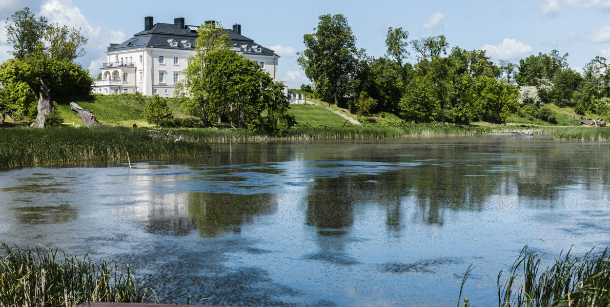 Koncert w Komierowie odbędzie się 9 lipca (niedziela) o godz. 15:00. Wstęp jest wolny. Fot. palackomierowo.com