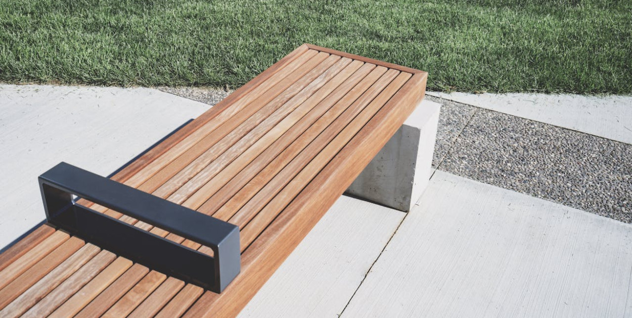 Nowoczesne i stylowe meble do ogrodu — czym się wyróżniają?