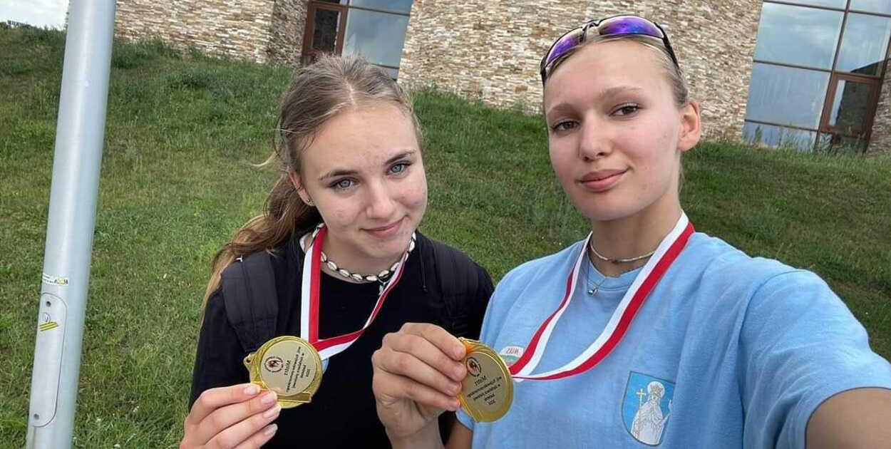 Od lewej Maja Partyka i Dominika Atras. Fot. profil FB PKS Unitas 