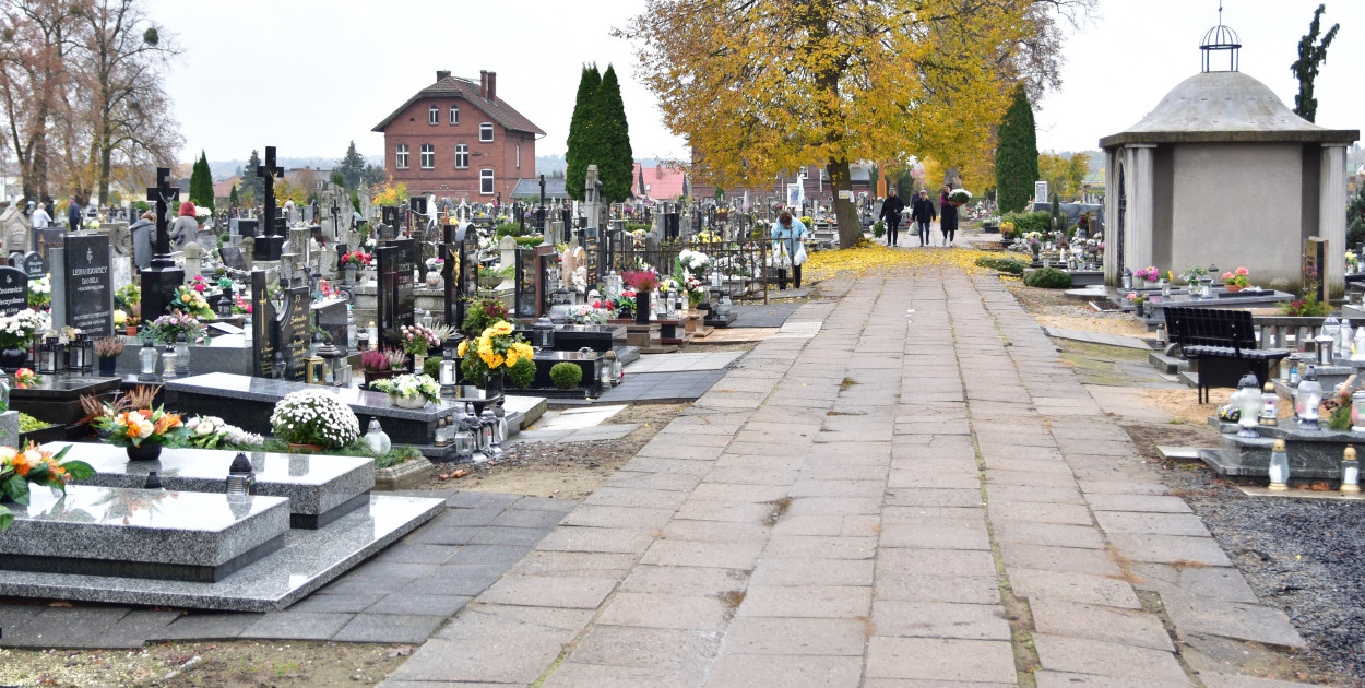 TUCHOLA: Zmiany wokół cmentarza na Wszystkich Świętych. Co z Piastowską?